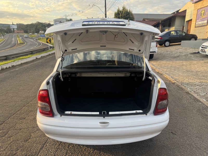 CLASSIC 1.0 MPFI LIFE 8V FLEX 4P MANUAL - 2008 - DOIS IRMãOS