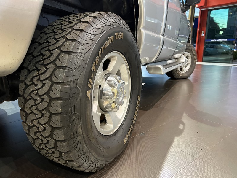 RAM 5.9 2500 SLT 4X4 CD I6 24V TURBO DIESEL 4P AUTOMÁTICO - 2008 - FARROUPILHA