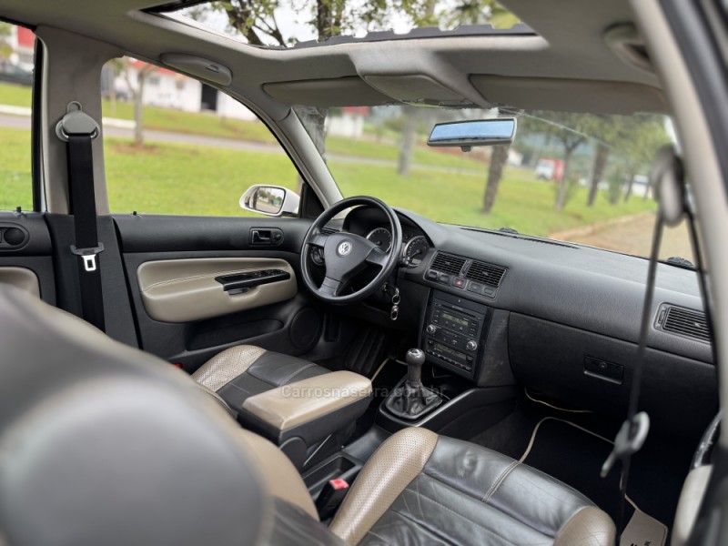 GOLF 1.6 MI SPORTLINE 8V FLEX 4P MANUAL - 2009 - CASCA