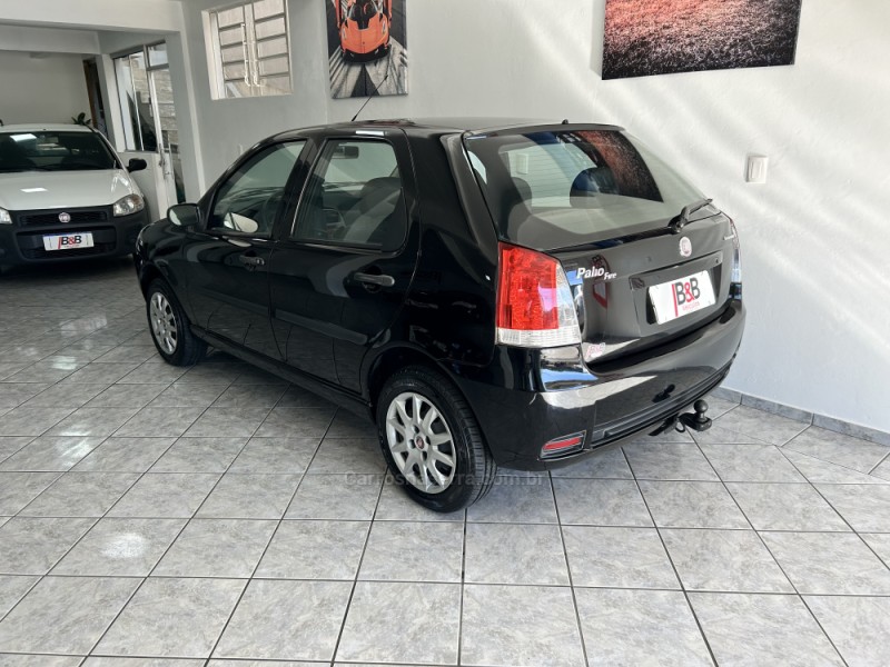 PALIO 1.0 MPI FIRE CELEBRATION ECONOMY 8V FLEX 4P MANUAL - 2009 - NOVA PRATA