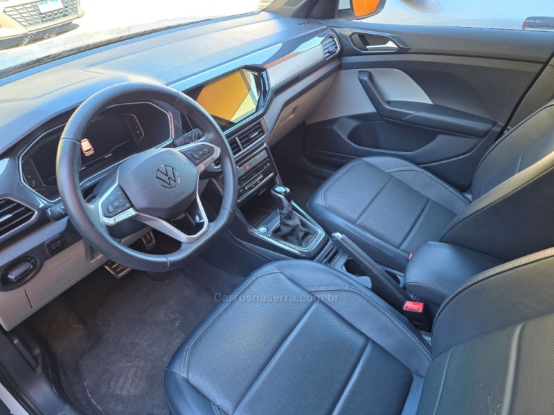 T-CROSS 1.4 HIGHLINE TSI 16V FLEX 4P AUTOMÁTICO - 2024 - CAXIAS DO SUL