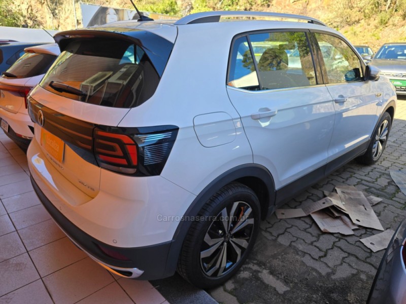 T-CROSS 1.4 HIGHLINE TSI 16V FLEX 4P AUTOMÁTICO - 2024 - CAXIAS DO SUL