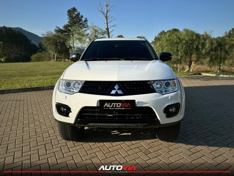 PAJERO DAKAR 3.2 4X4 16V 7 LUGARES TURBO INTERCOOLER DIESEL 4P AUTOMÁTICO - 2014 - SAPIRANGA