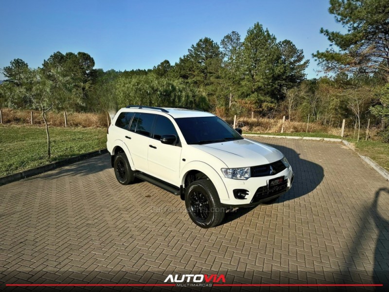 PAJERO DAKAR 3.2 4X4 16V 7 LUGARES TURBO INTERCOOLER DIESEL 4P AUTOMÁTICO - 2014 - SAPIRANGA