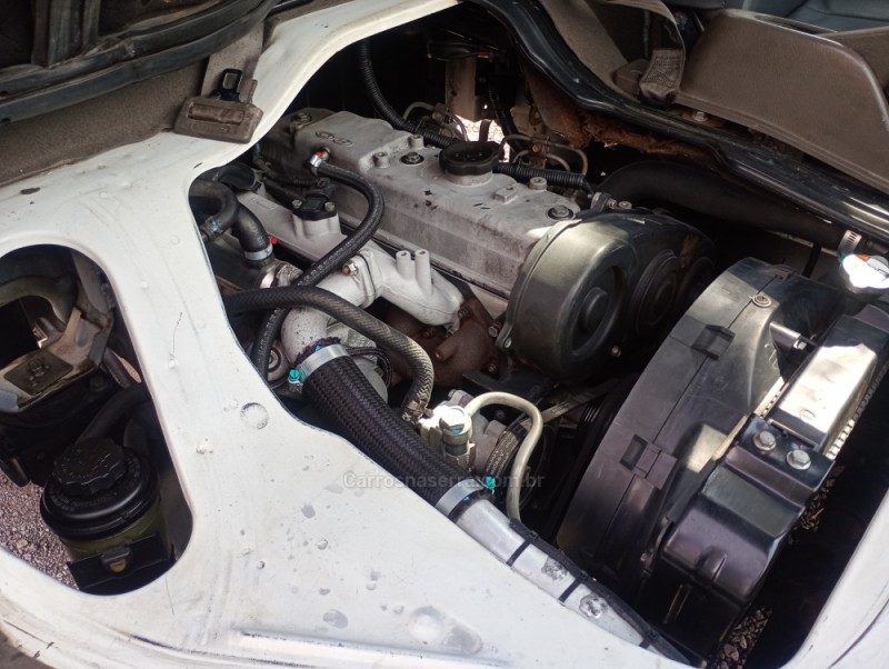 HR 2.5 LONGO BAÚ 4X2 16V 130CV TURBO INTERCOOLER DIESEL 2P MANUAL - 2011 - FARROUPILHA