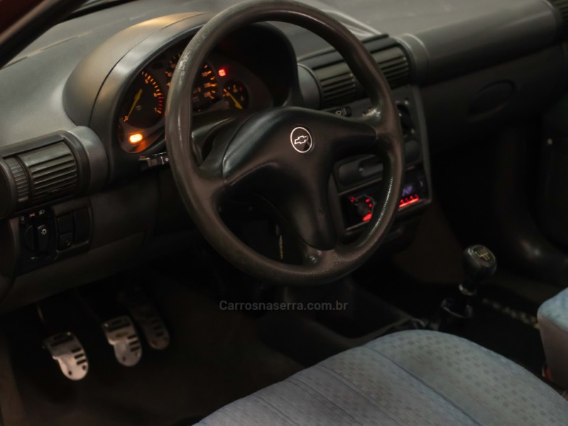 CORSA 1.0 MPF WIND 8V GASOLINA 2P MANUAL - 1996 - CAXIAS DO SUL