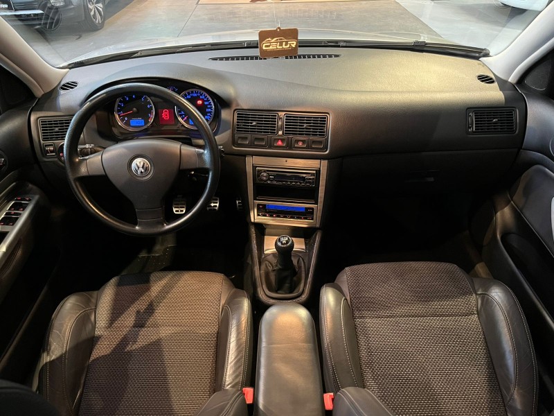 GOLF 1.6 MI SPORTLINE 8V FLEX 4P MANUAL - 2010 - ANTôNIO PRADO