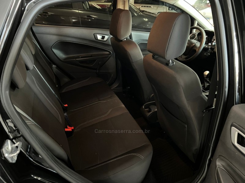FIESTA 1.6 SE STYLE HATCH 16V FLEX 4P MANUAL - 2017 - CAXIAS DO SUL