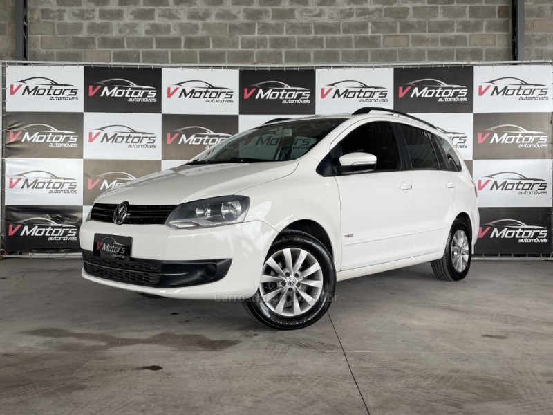 SPACEFOX 1.6 MI TREND 8V FLEX 4P MANUAL - 2013 - PAROBé