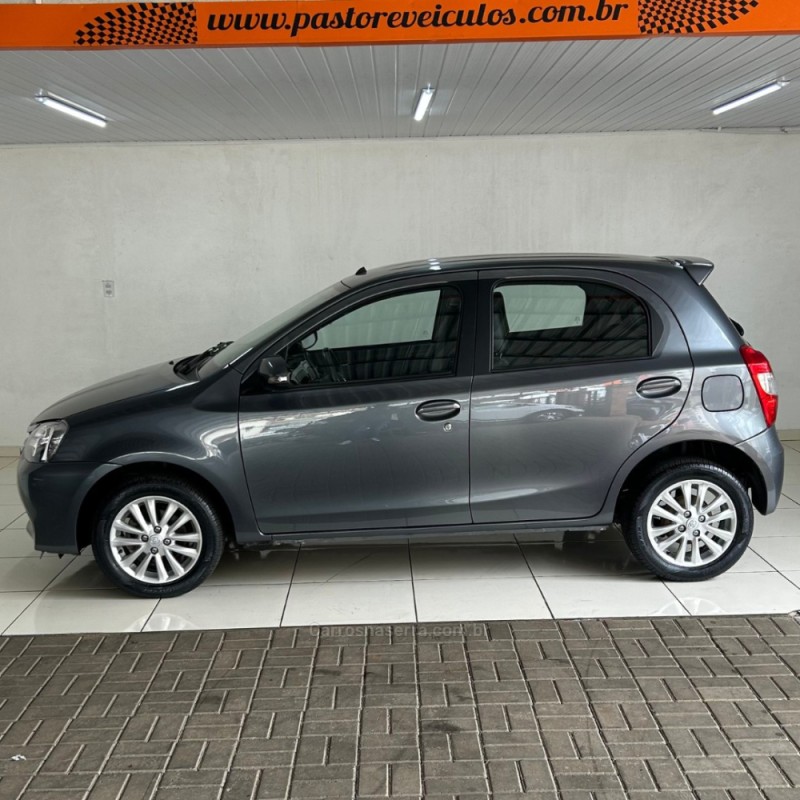 ETIOS 1.5 XLS 16V FLEX 4P MANUAL - 2016 - VACARIA