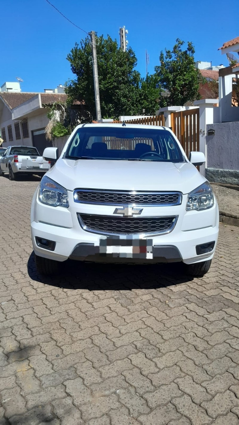 S10 2.8 LT 4X4 CD 16V TURBO DIESEL 4P MANUAL - 2014 - ESTRELA