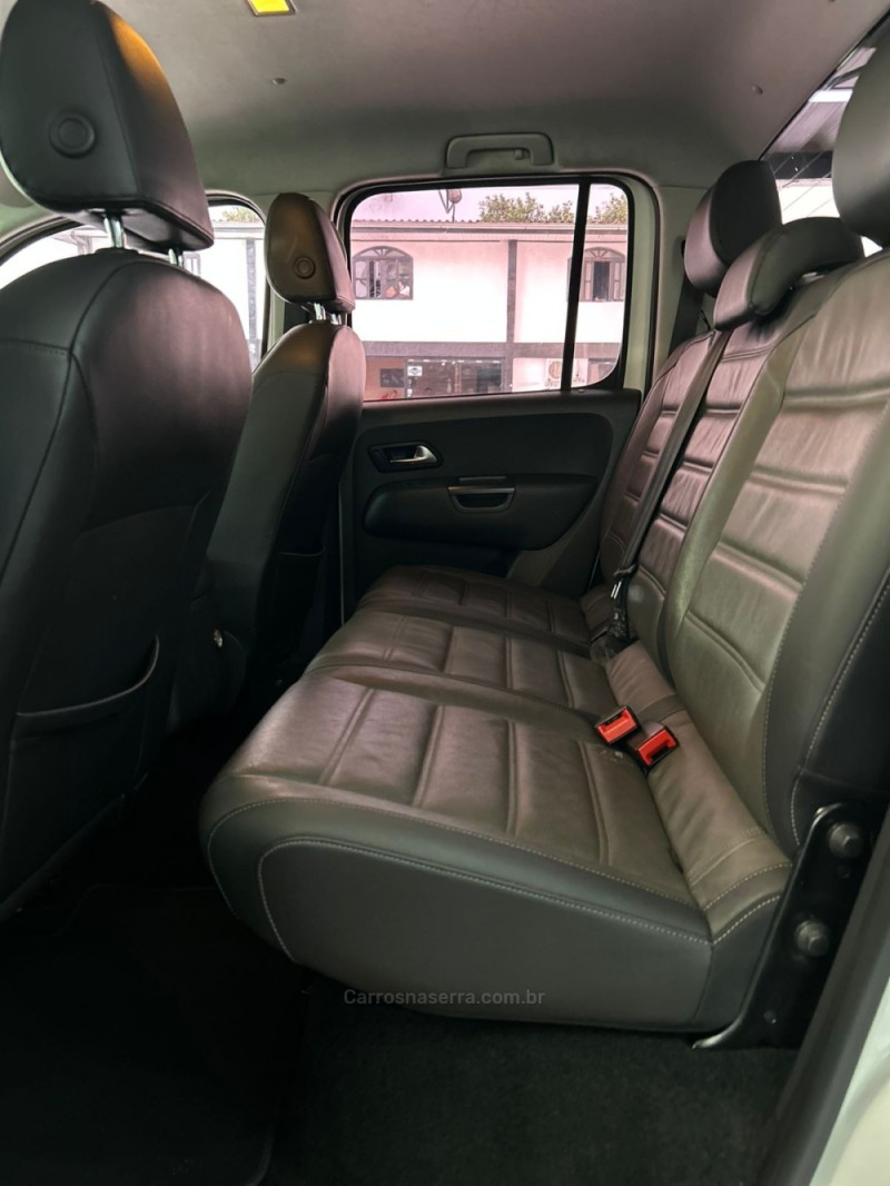 AMAROK 2.0 HIGHLINE EXTREME 4X4 CD 16V 4P AUTOMÁTICO - 2017 - PASSO FUNDO