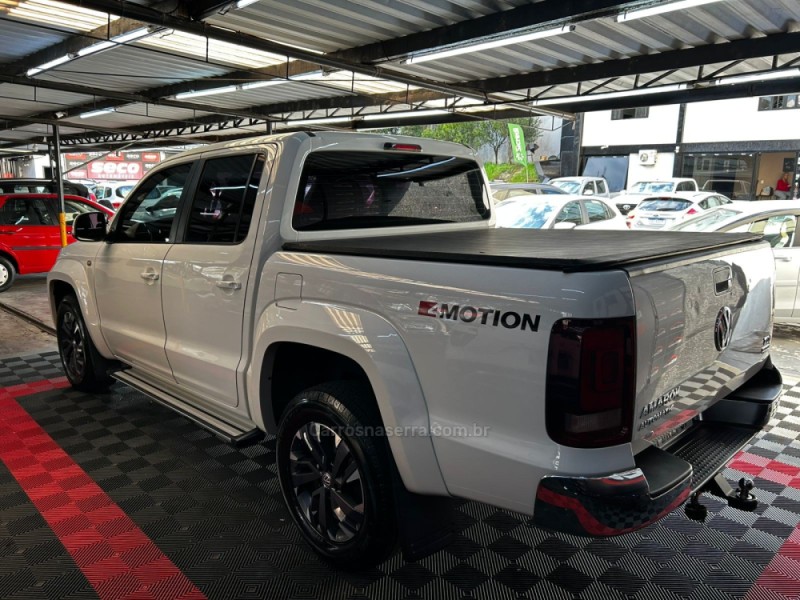 AMAROK 2.0 HIGHLINE EXTREME 4X4 CD 16V 4P AUTOMÁTICO - 2017 - PASSO FUNDO
