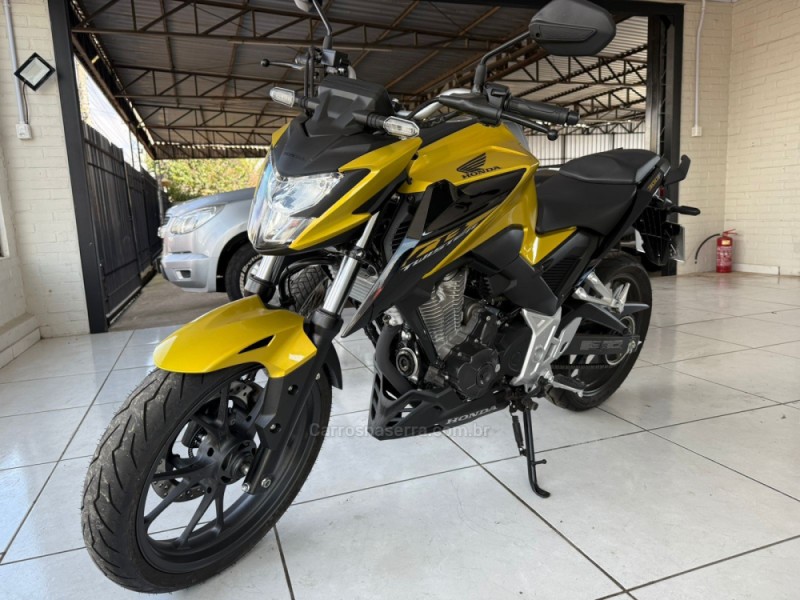cb 300f twister cbs 2024 vacaria