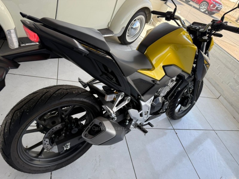 CB 300F TWISTER CBS - 2024 - VACARIA