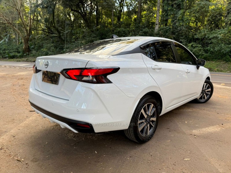 VERSA 1.6 ADVANCE 16V FLEX 4P AUTOMÁTICO - 2024 - DOIS IRMãOS