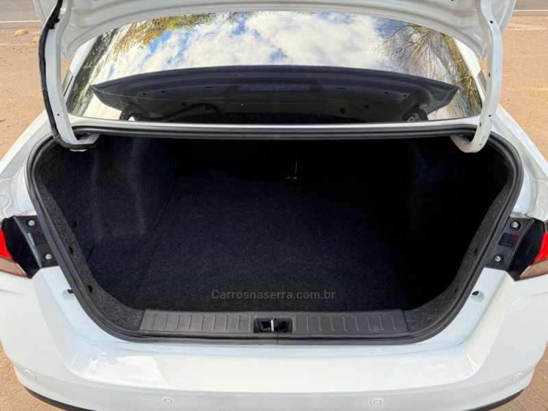 VERSA 1.6 ADVANCE 16V FLEX 4P AUTOMÁTICO - 2024 - DOIS IRMãOS