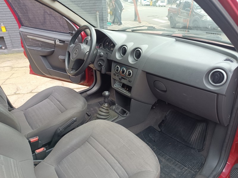 PRISMA 1.0 MPFI VHCE MAXX 8V FLEX 4P MANUAL - 2009 - FLORES DA CUNHA
