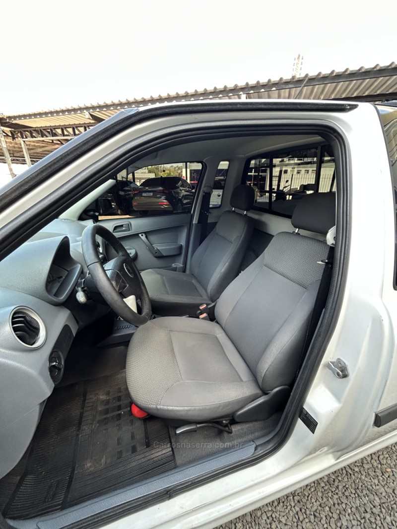 SAVEIRO 1.6 MI TREND CS 8V FLEX 2P MANUAL G.IV - 2008 - CARAZINHO