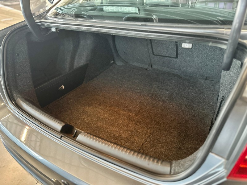 JETTA 2.0 COMFORTLINE FLEX 4P TIPTRONIC - 2013 - CAXIAS DO SUL