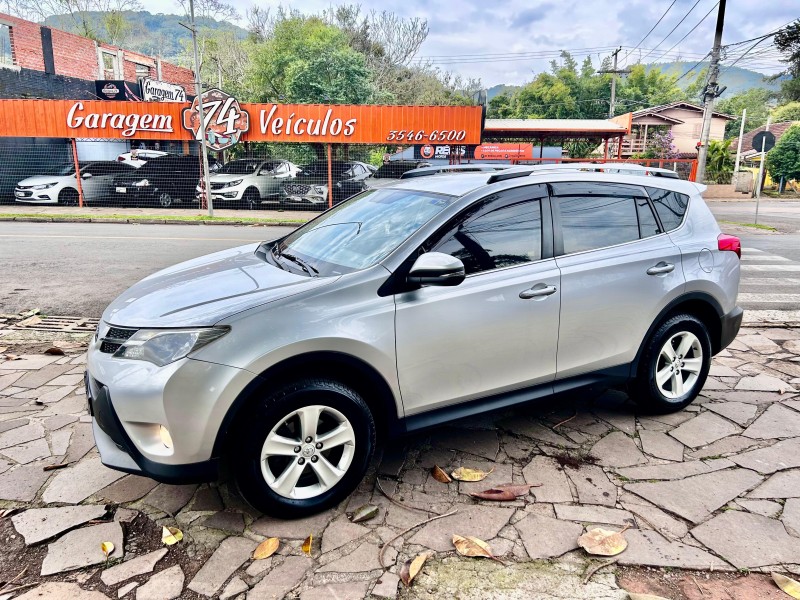 rav4 2.0 4x2 16v gasolina 4p automatico 2013 tres coroas