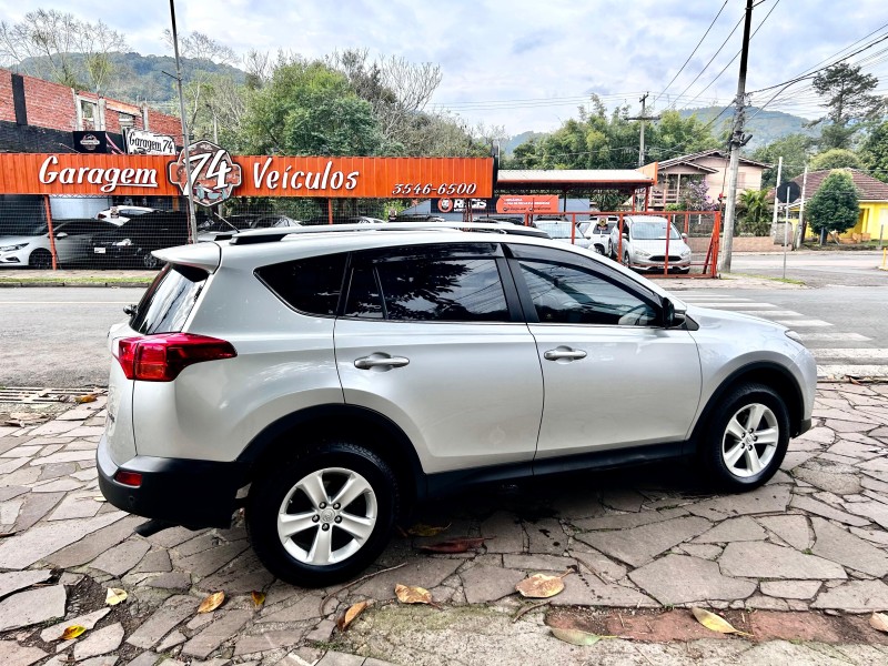 RAV4 2.0 4X2 16V GASOLINA 4P AUTOMÁTICO - 2013 - TRêS COROAS