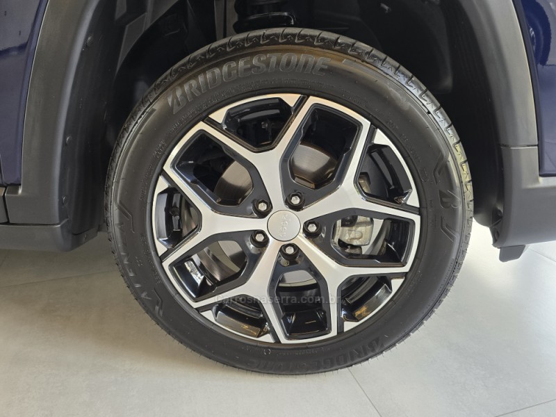 COMPASS 1.3 LONGITUDE T270 16V TURBO FLEX 4P AUTOMÁTICO - 2025 - BENTO GONçALVES