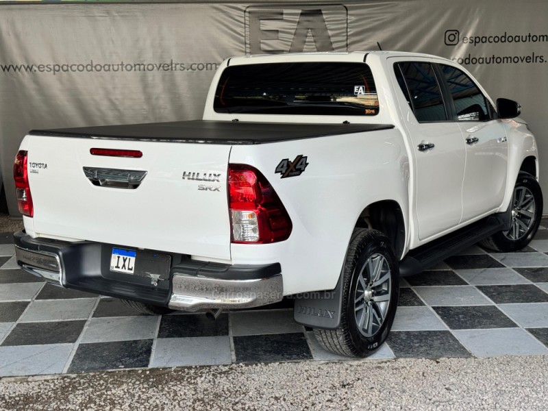 HILUX 2.8 SRX 4X4 CD 16V DIESEL 4P AUTOMÁTICO - 2017 - NOVA PRATA