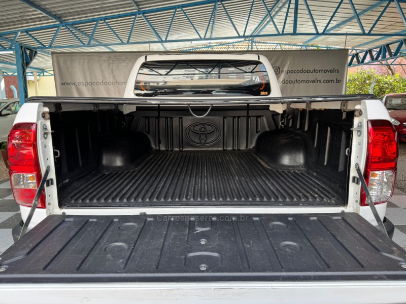 HILUX 2.8 SRX 4X4 CD 16V DIESEL 4P AUTOMÁTICO - 2017 - NOVA PRATA