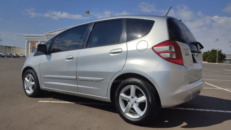 FIT 1.4 DX 16V FLEX 4P AUTOMÁTICO - 2011 - SANTA CRUZ DO SUL