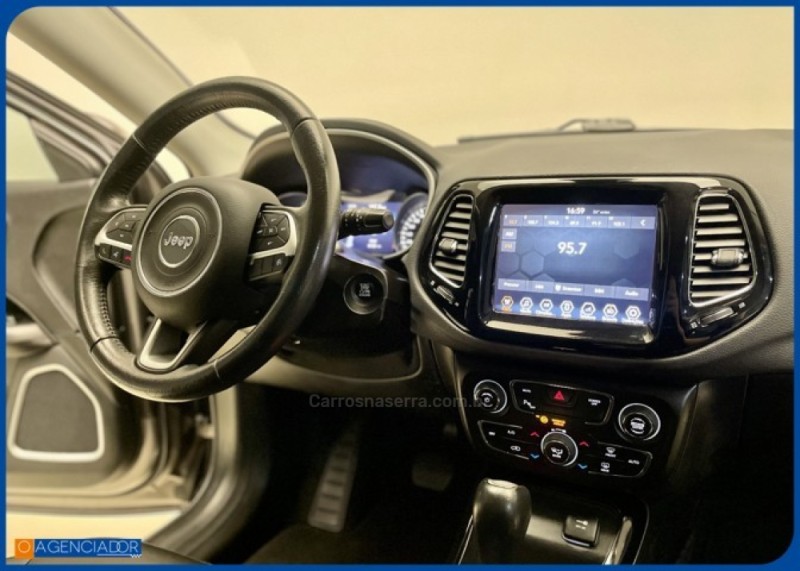 COMPASS 2.0 16V FLEX LIMITED AUTOMÁTICO - 2018 - SANTA CRUZ DO SUL