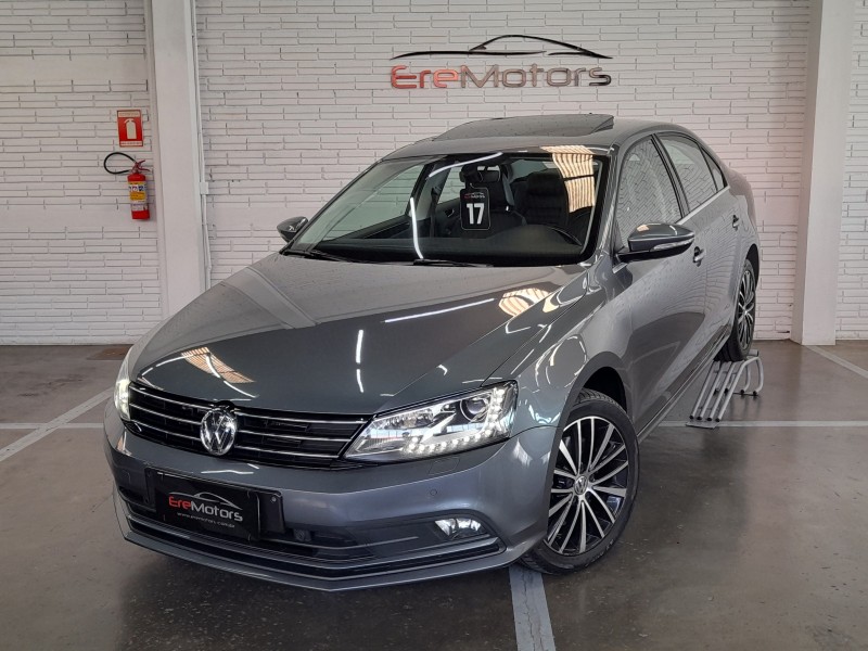 JETTA 2.0 TSI HIGHLINE 211CV GASOLINA 4P DSG - 2017 - ERECHIM