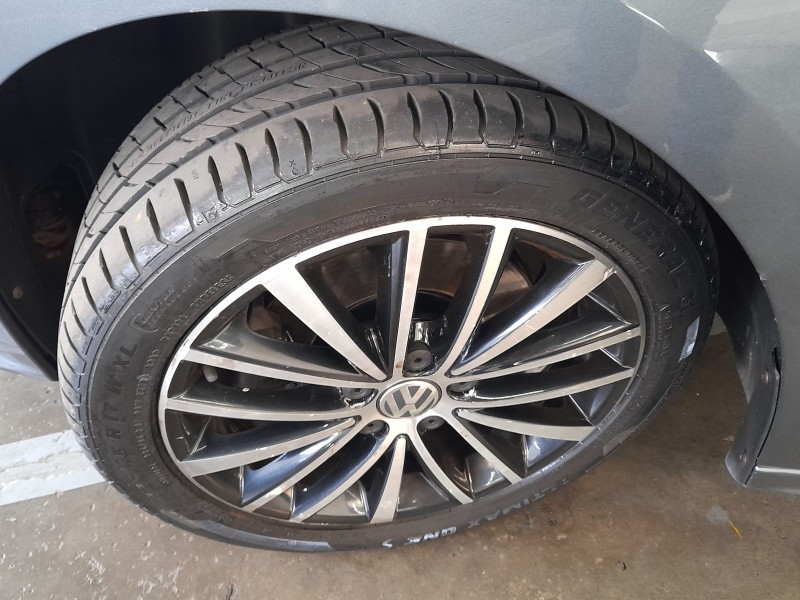 JETTA 2.0 TSI HIGHLINE 211CV GASOLINA 4P DSG - 2017 - ERECHIM
