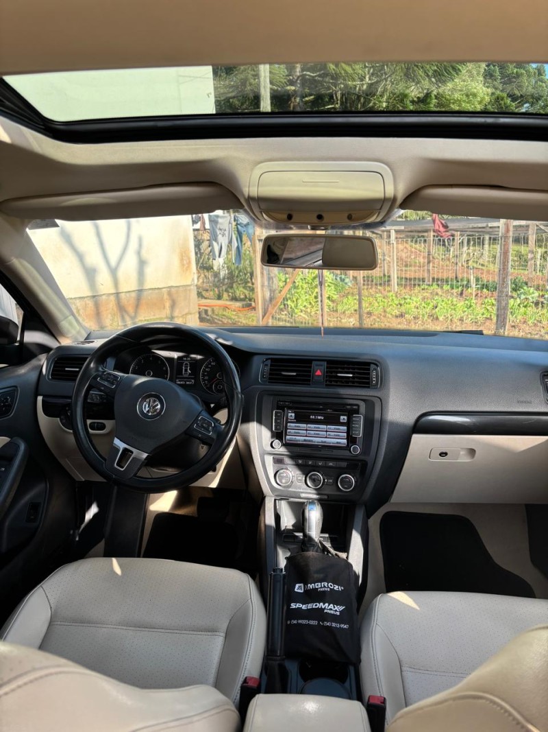 JETTA 2.0 COMFORTLINE FLEX 4P TIPTRONIC - 2013 - CAXIAS DO SUL
