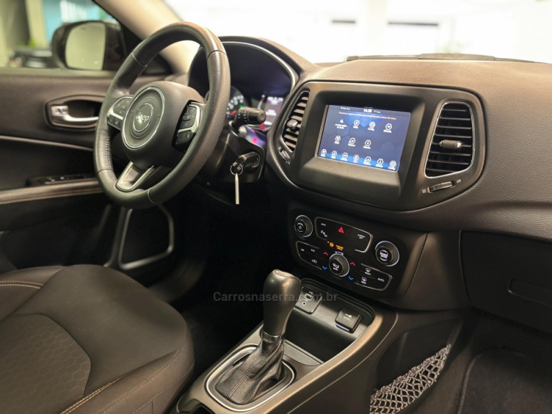 COMPASS 2.0 SPORT 4X2 16V GASOLINA 4P AUTOMÁTICO - 2018 - CARLOS BARBOSA