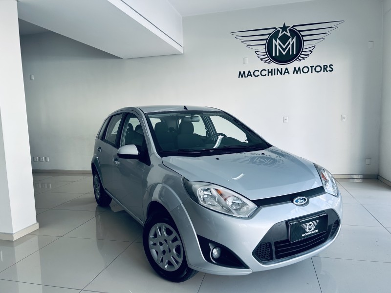 fiesta 1.6 mpi 8v gasolina 4p manual 2013 caxias do sul
