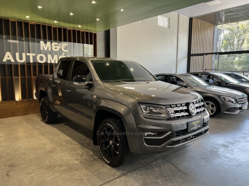 AMAROK 3.0 V6 TDI HIGHLINE CD DIESEL 4MOTION AUTOMÁTICO - 2018 - CAXIAS DO SUL