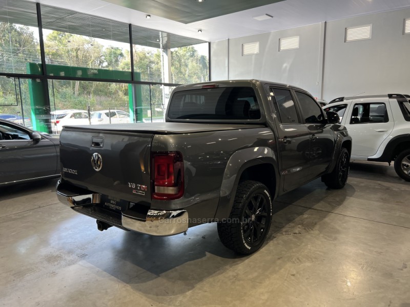 AMAROK 3.0 V6 TDI HIGHLINE CD DIESEL 4MOTION AUTOMÁTICO - 2018 - CAXIAS DO SUL