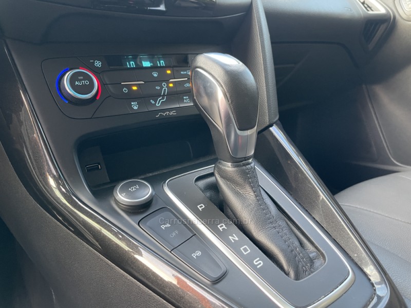FOCUS 2.0 TITANIUM PLUS SEDAN 16V FLEX 4P AUTOMÁTICO - 2016 - CAXIAS DO SUL