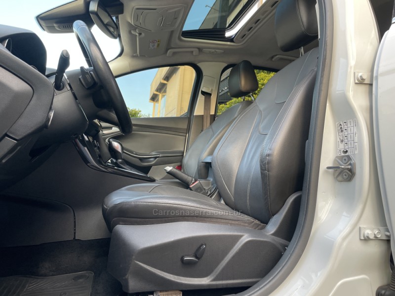 FOCUS 2.0 TITANIUM PLUS SEDAN 16V FLEX 4P AUTOMÁTICO - 2016 - CAXIAS DO SUL