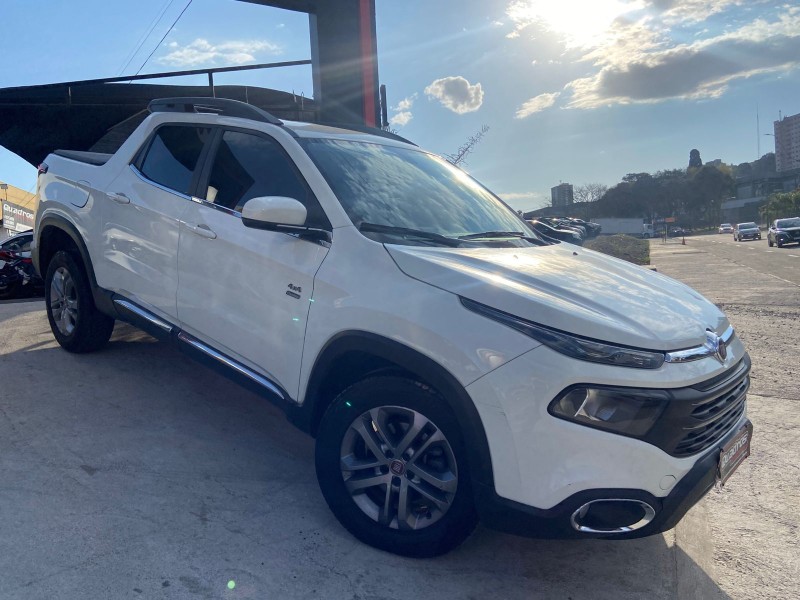 toro 2.0 16v turbo diesel freedom 4wd at9 automatico 2021 caxias do sul