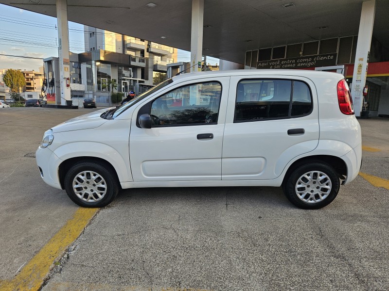 UNO 1.0 EVO VIVACE 8V FLEX 4P MANUAL - 2015 - CAXIAS DO SUL