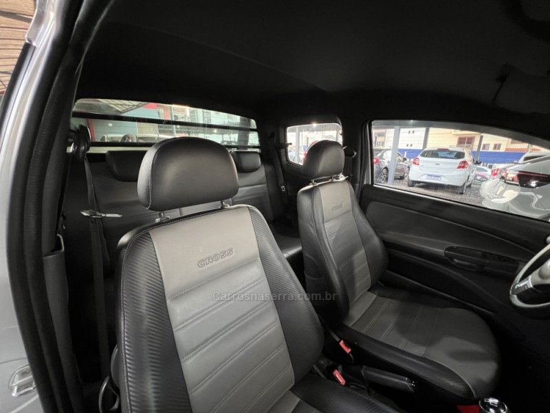 SAVEIRO 1.6 MSI CROSS CD 16V 2P MANUAL - 2016 - BOM PRINCíPIO