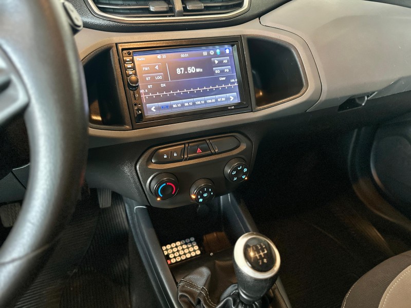 ONIX 1.0 MPFI LS 8V FLEX 4P MANUAL - 2013 - CAXIAS DO SUL