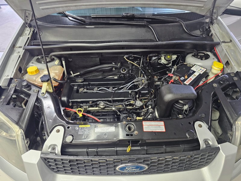 ECOSPORT 2.0 XLT 16V FLEX 4P MANUAL - 2004 - CAXIAS DO SUL