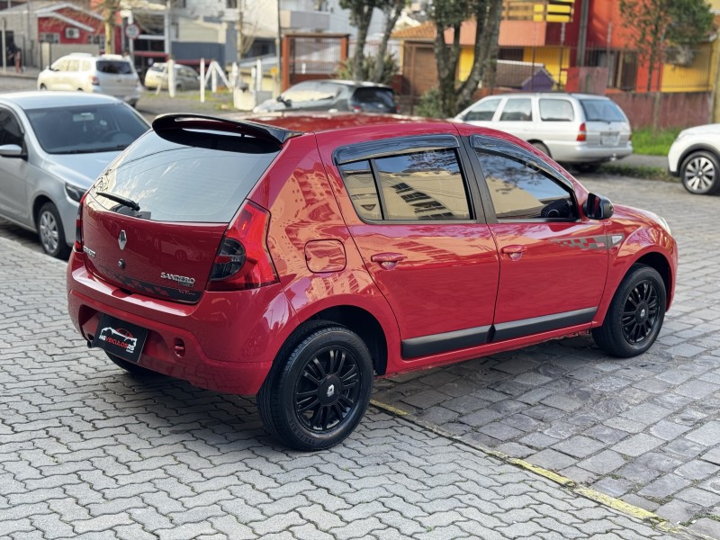 SANDERO 1.6 GT LINE LIMITED FLEX 4P MANUAL - 2011 - CAXIAS DO SUL