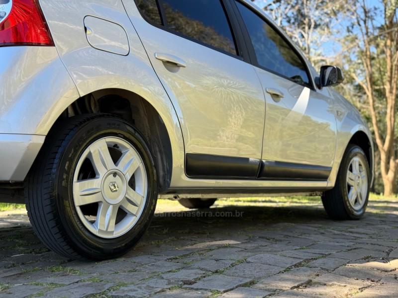 SANDERO 1.6 PRIVILÉGE 8V FLEX 4P MANUAL - 2011 - CARLOS BARBOSA