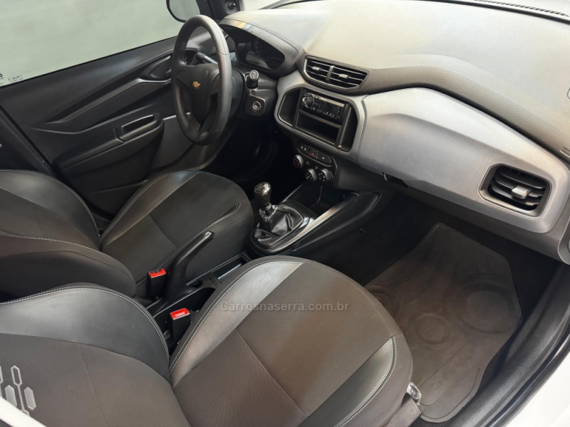 ONIX 1.0 JOY BLACK 8V FLEX 4P MANUAL - 2021 - BOM RETIRO DO SUL