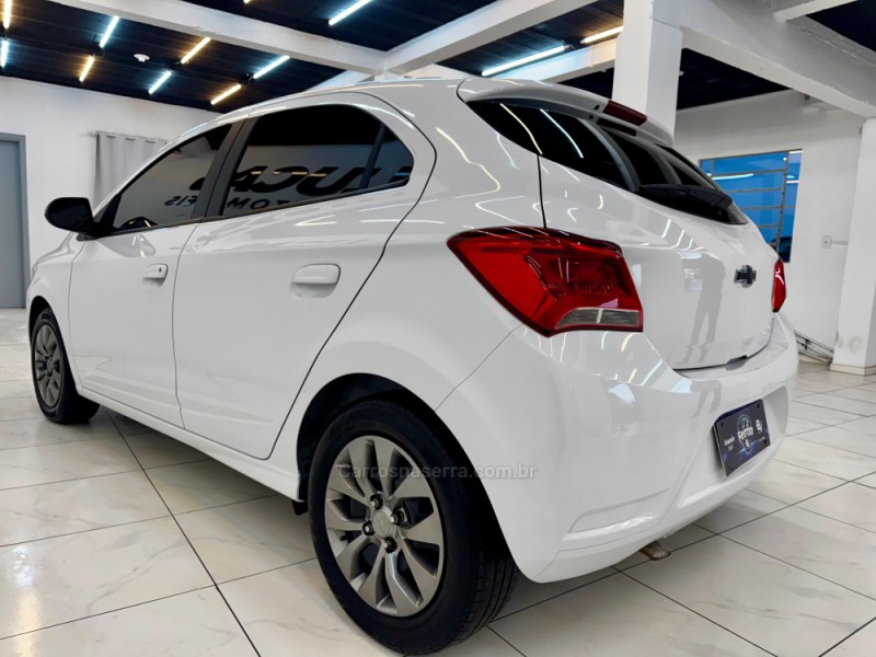 ONIX 1.0 JOY BLACK 8V FLEX 4P MANUAL - 2021 - BOM RETIRO DO SUL