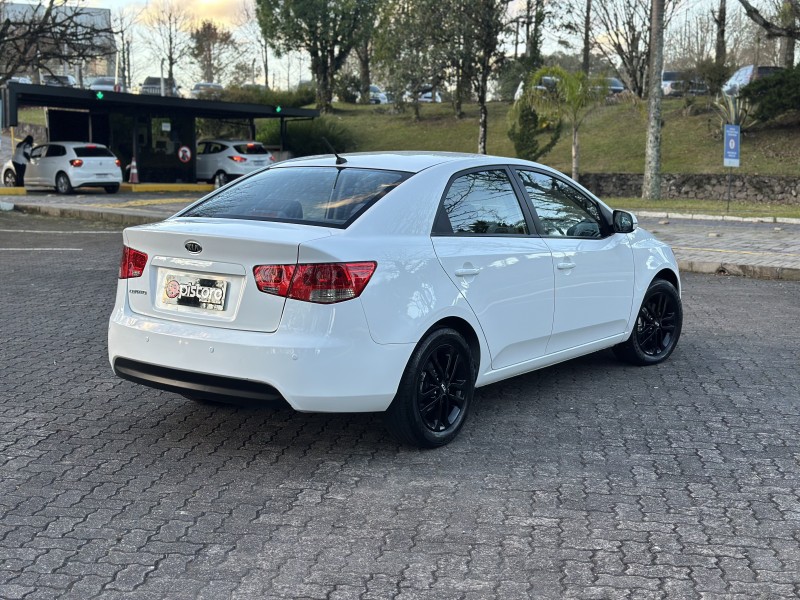 CERATO 1.6 EX3 SEDAN 16V GASOLINA 4P MANUAL - 2012 - CAXIAS DO SUL